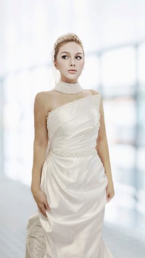 Mermaid Satin Wedding dress with detachable skirt and handbeaded pearls and crystals - Image 3