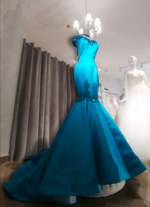 Spectacular turquoise mermaid satin events gown with illusion off shoulders neckline with beaded embroidered appliques for brides or big parties and shows - Image 6